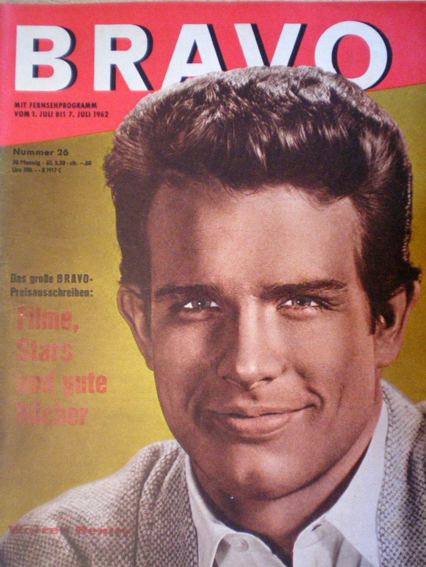 01-07-1962 Karlheinz B�hm - Romantik auf AbrufMarylin Monroe - hat ausgespieltweitere (ausf�hrliche) Berichte von:Karin Baal, Doris Day, Helen Shapiro, Lana Turner, Christian Doermer, Romy Schneider, Silvano Cocchi usw. usw. Poster:   Helen Shapiro  (1-seitig, Star von heute)         Starschnitt:    - ohne -R�ckseite:   Doris Day